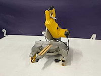 Dewalt dw771 afkortcirkelzaagmachine - afbeelding 2 van  5