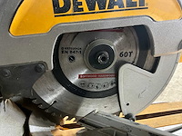 Dewalt dw777-qs afkortcirkelzaagmachine - afbeelding 4 van  5