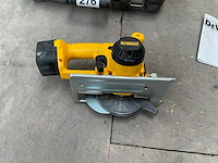 Dewalt dw935 handcirkelzaagmachine - afbeelding 2 van  3