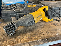 Dewalt dwe305 reciprozaag - afbeelding 1 van  3