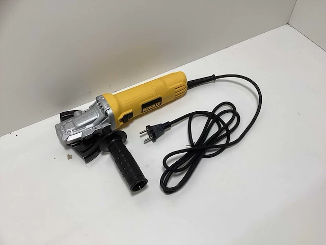 Dewalt dwe4157f haakse slijper - 900w - 125mm (platte kop) - afbeelding 2 van  6