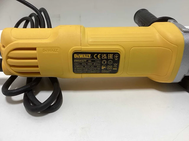 Dewalt dwe4157f haakse slijper - 900w - 125mm (platte kop) - afbeelding 5 van  6