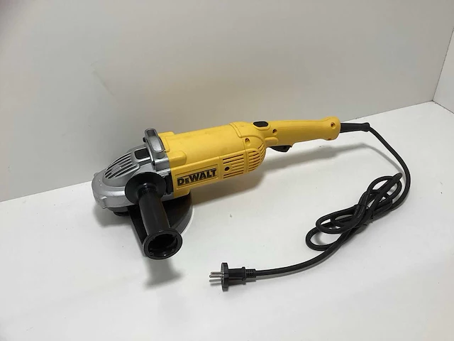 Dewalt dwe492s grote haakse slijper - 2200w - 230mm - softstart - afbeelding 3 van  5