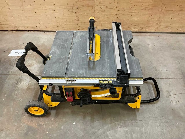 Dewalt dwe7492-qs zaagtafel - afbeelding 4 van  8