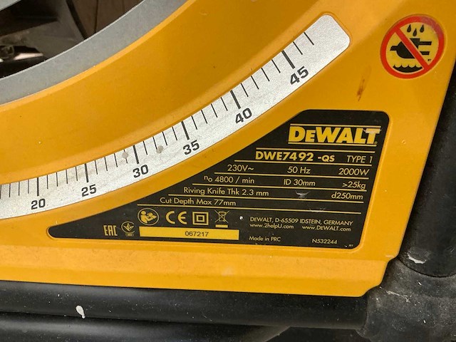 Dewalt dwe7492-qs zaagtafel - afbeelding 8 van  8