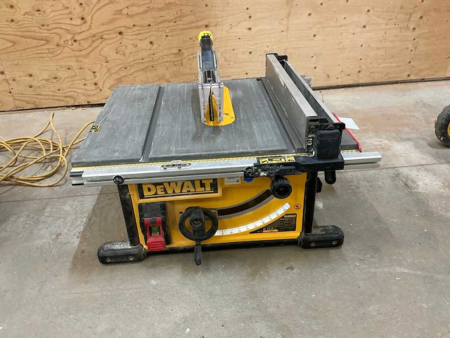 Dewalt dwe7492-qs zaagtafel - afbeelding 1 van  2