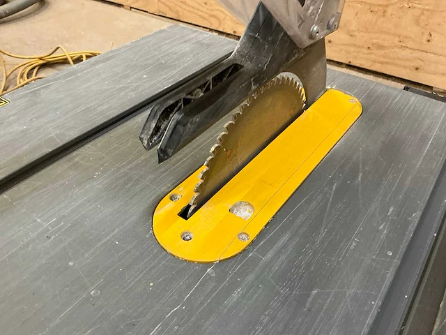 Dewalt dwe7492-qs zaagtafel - afbeelding 5 van  6