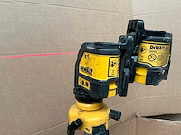 Dewalt dwq88cg bouwlaser - afbeelding 2 van  7