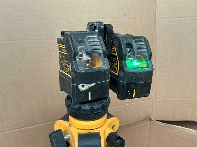 Dewalt dwq88cg bouwlaser - afbeelding 2 van  7