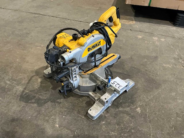 Dewalt dws777-qs afkortcirkelzaagmachine - afbeelding 1 van  2