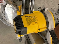 Dewalt dws780 afkort/verstekzaag op statief - afbeelding 4 van  6