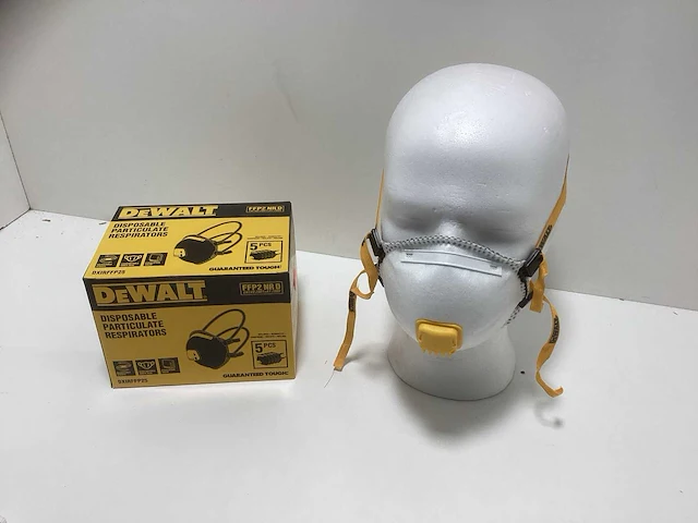 Dewalt dxir1hmmp3 stofmasker / halfgelaatsmasker p3 r - maat m (250x) - afbeelding 1 van  9