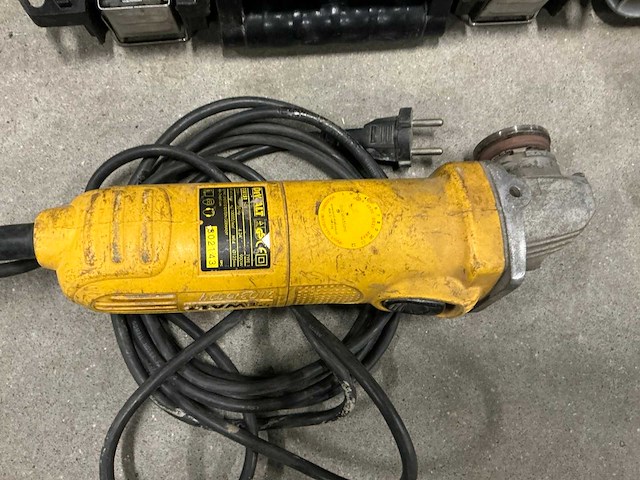 Dewalt elektrisch gereedschap (4x) - afbeelding 3 van  6