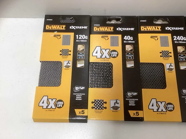 Dewalt extreme gaas schuurpapier set (93 x 190mm) - 4 pakken (40g t/m 240g) - afbeelding 4 van  5