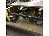 Dewalt flipover zaagtafel - afbeelding 3 van  4