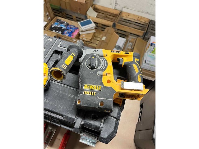 Dewalt gereedschap in koffer (3x) - afbeelding 3 van  8
