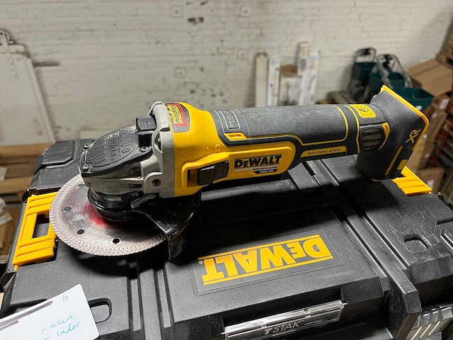 Dewalt gereedschap in koffer (3x) - afbeelding 4 van  8