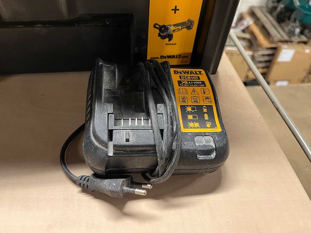 Dewalt gereedschap in koffer (3x) - afbeelding 5 van  8