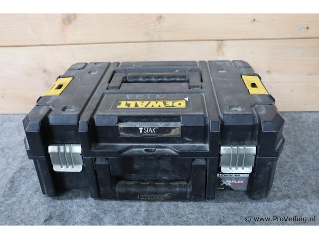 Dewalt gereedschapskoffer (leeg) - afbeelding 1 van  3