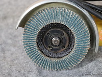 Dewalt haakse slijper dwe4057-qs, type 1, 800w - afbeelding 4 van  6