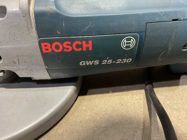 Dewalt haakse slijpmachine - afbeelding 2 van  3