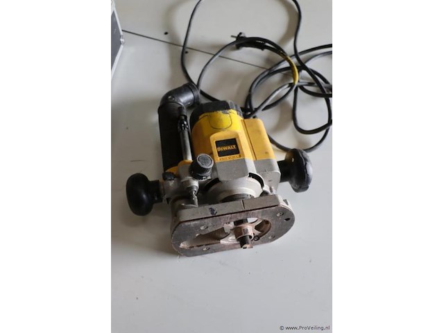 Dewalt invalfrees dw621 - afbeelding 7 van  12