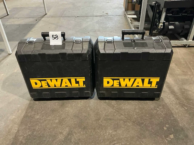 Dewalt koffer (2x) - afbeelding 1 van  4