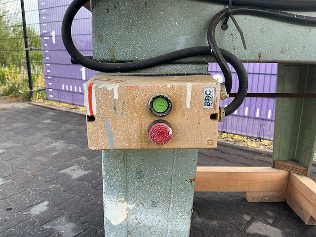 Dewalt lintzaagmachine - afbeelding 4 van  5