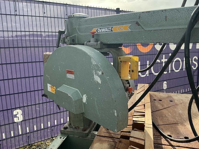 Dewalt lintzaagmachine - afbeelding 5 van  5