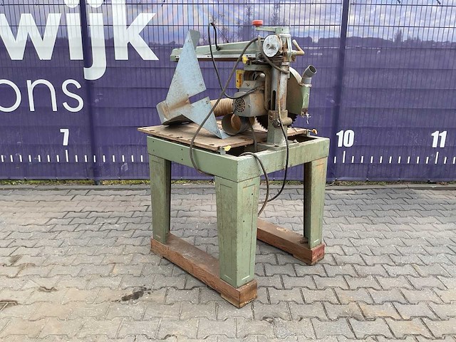 Dewalt lintzaagmachine - afbeelding 1 van  4