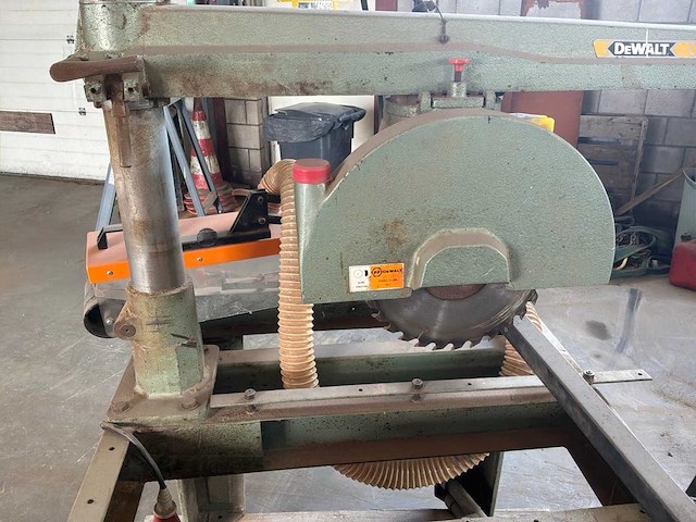 Dewalt mod. 1600 zaagmachine - afbeelding 3 van  3