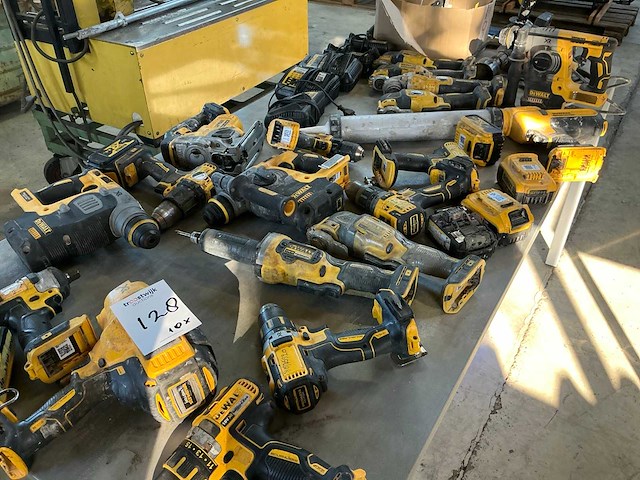 Dewalt partij elektrisch gereedschap - afbeelding 1 van  5