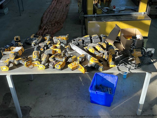 Dewalt partij elektrisch gereedschap - afbeelding 2 van  5