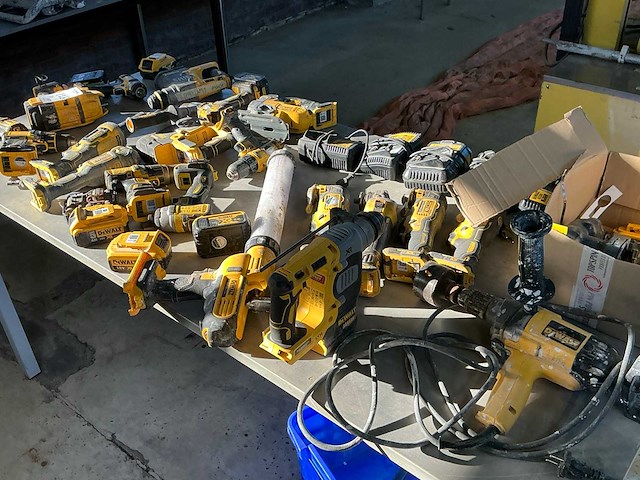 Dewalt partij elektrisch gereedschap - afbeelding 3 van  5