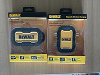 Dewalt powerbank (2x) - afbeelding 1 van  2
