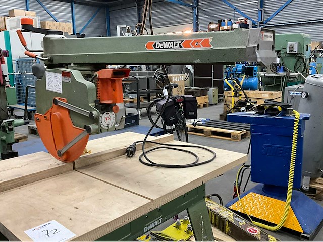 Dewalt radiaalafkortzaagmachine - afbeelding 5 van  10