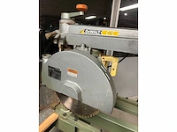 Dewalt radiaalafkortzaagmachine - afbeelding 10 van  13