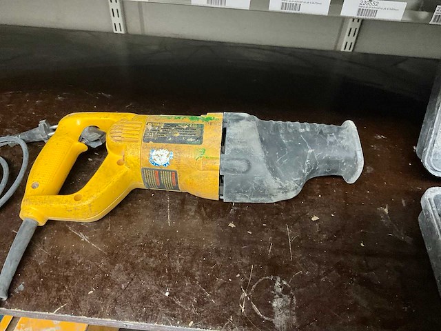 Dewalt reciprozaag - afbeelding 1 van  6