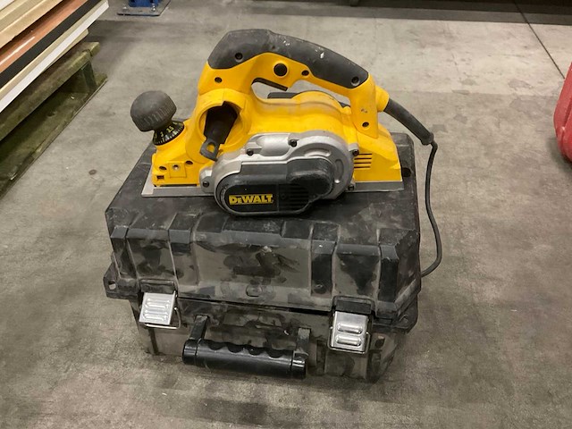 Dewalt schaafmachine - afbeelding 1 van  1