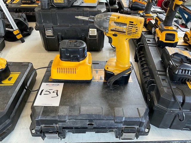 Dewalt schroefboormachine - afbeelding 1 van  1