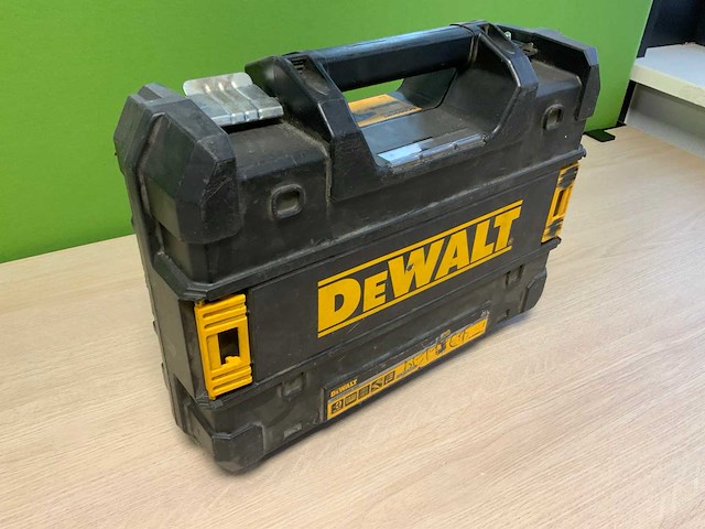 Dewalt slagmoer boormachine - afbeelding 2 van  2