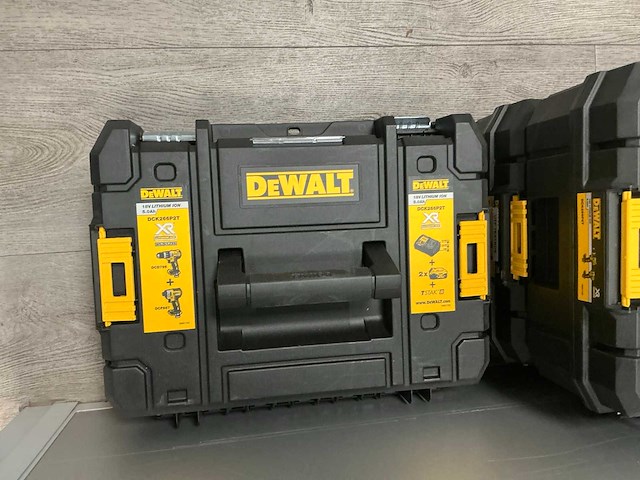 Dewalt stapelbare gereedschapskoffer (5x) - afbeelding 2 van  3