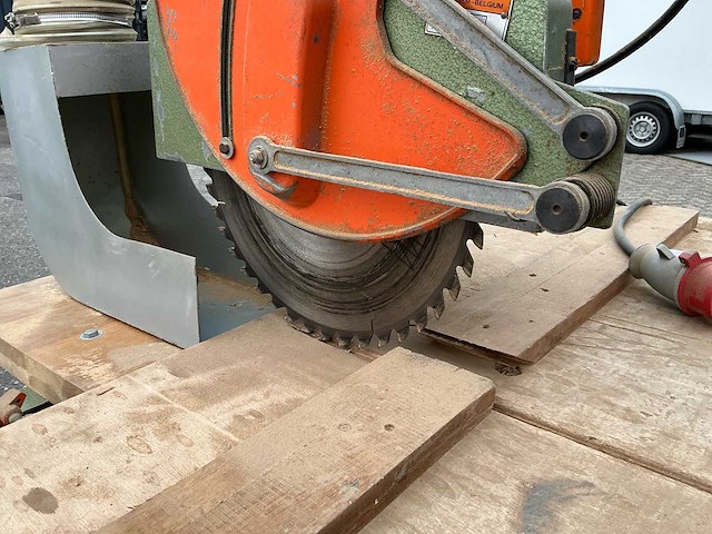 Dewalt tafelcirkelzaagmachine - afbeelding 15 van  15