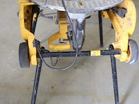 Dewalt tafelzaag d27107-qs - afbeelding 2 van  8