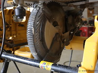 Dewalt tafelzaag d27107-qs - afbeelding 4 van  8