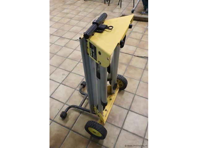 Dewalt verrijdbaar tafelzaagonderstel de7400 - afbeelding 5 van  6