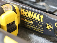 Dewalt xr accu afwerkspijkermachine dcn650 dcn650p2, 18v, type 1 incl. acculader, accu & opbergkoffer - afbeelding 10 van  13
