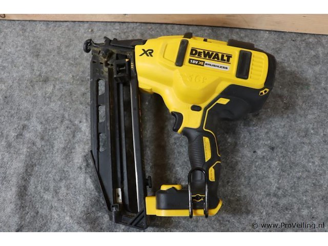 Dewalt xr accu afwerktacker dcn660, 18v, type 1 - afbeelding 1 van  7