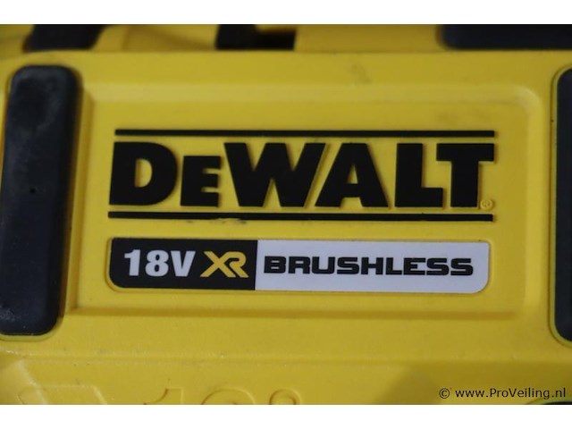 Dewalt xr accu afwerktacker dcn660, 18v, type 1 - afbeelding 2 van  7