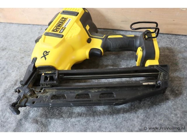 Dewalt xr accu afwerktacker dcn660, 18v, type 1 - afbeelding 5 van  7